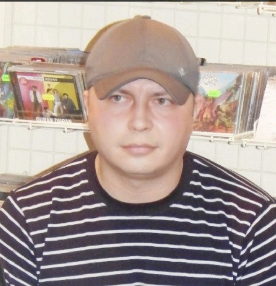 Артëмов Александр Викторович